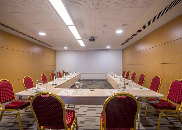 Tav Airport Hotel Izmir