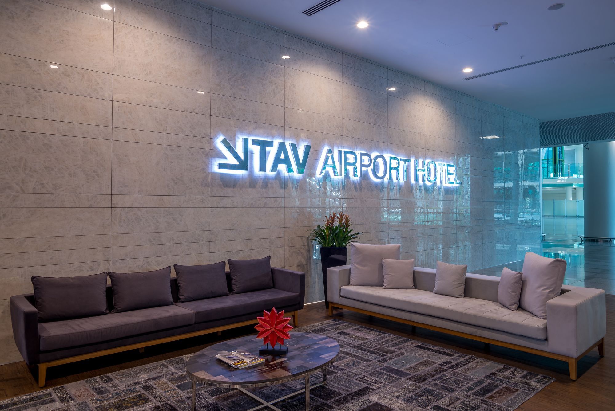 Tav Airport 4* איזמיר